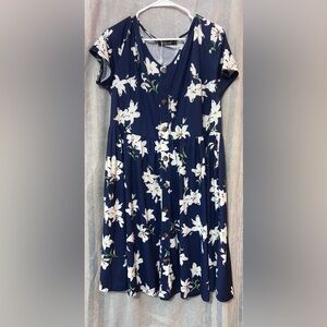 Elegant Floral Navy Dress